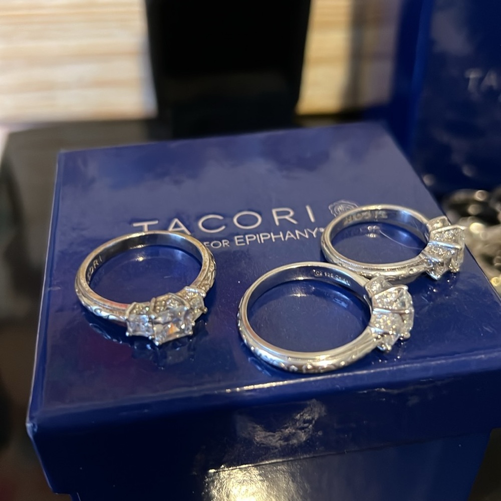 Tacori  Engagement Ring